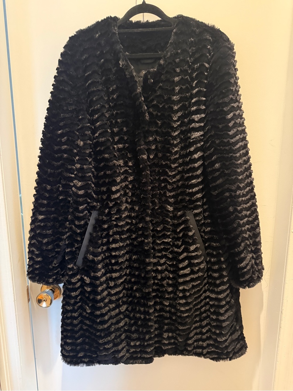 Olsen Europe Black Faux Fur Textured Long Coat Size L 14 Statement Winter